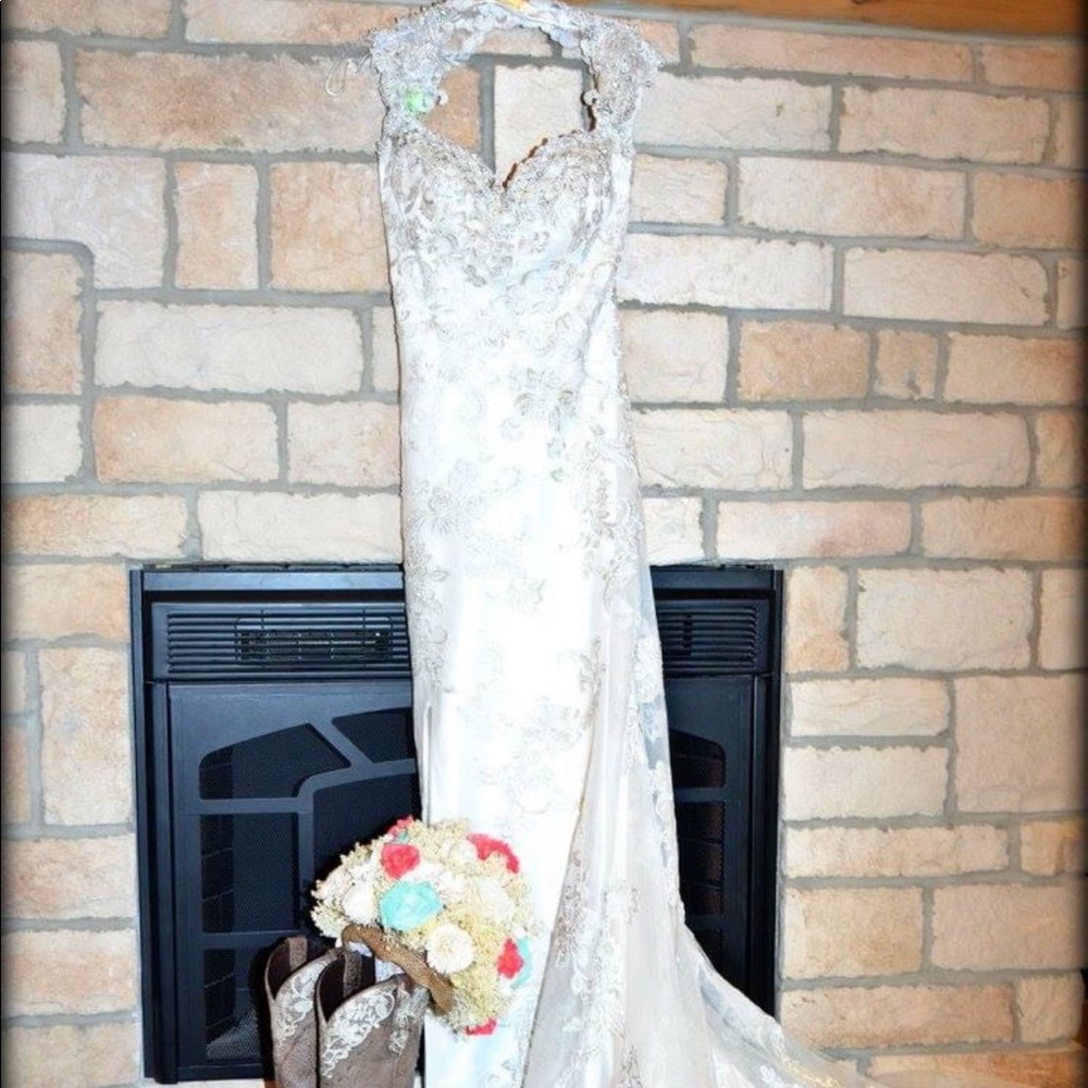 Wedding dress, ivory